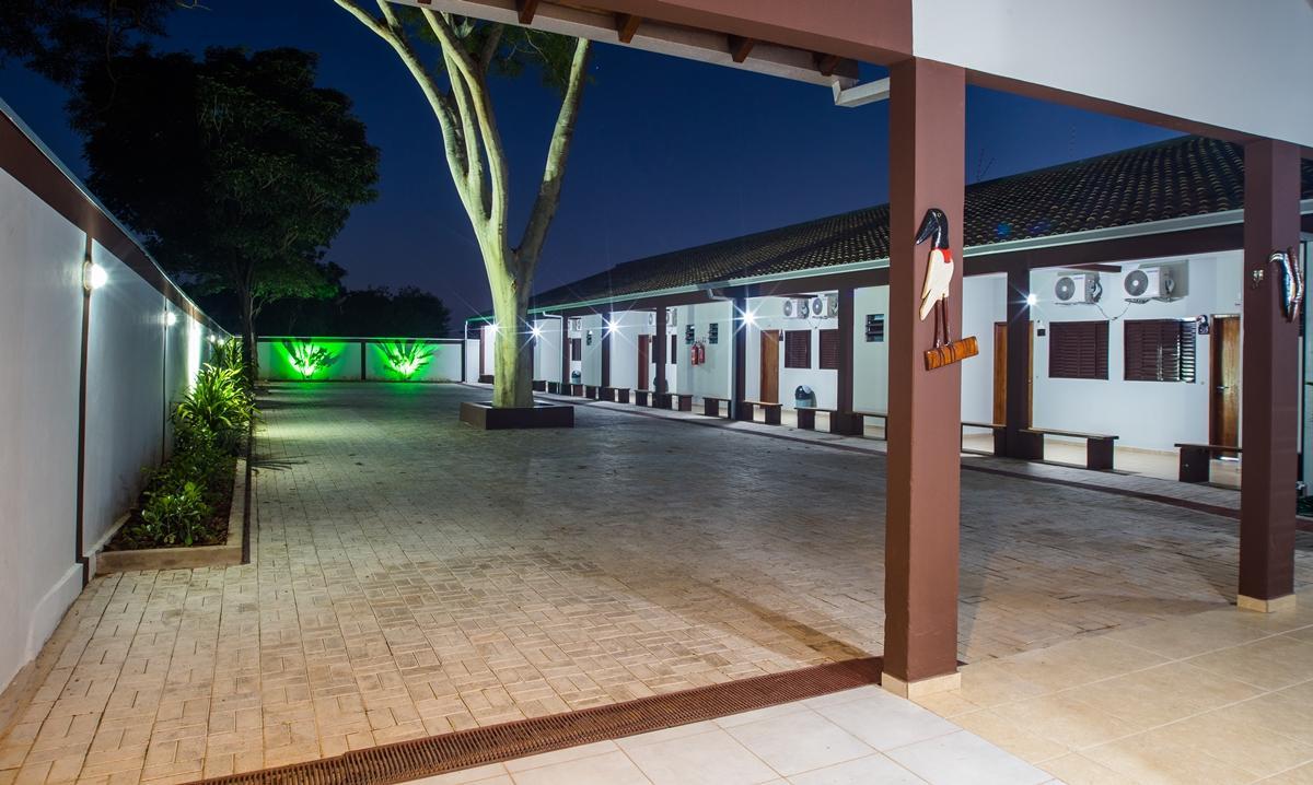 Joy House Pousada 博尼图 外观 照片